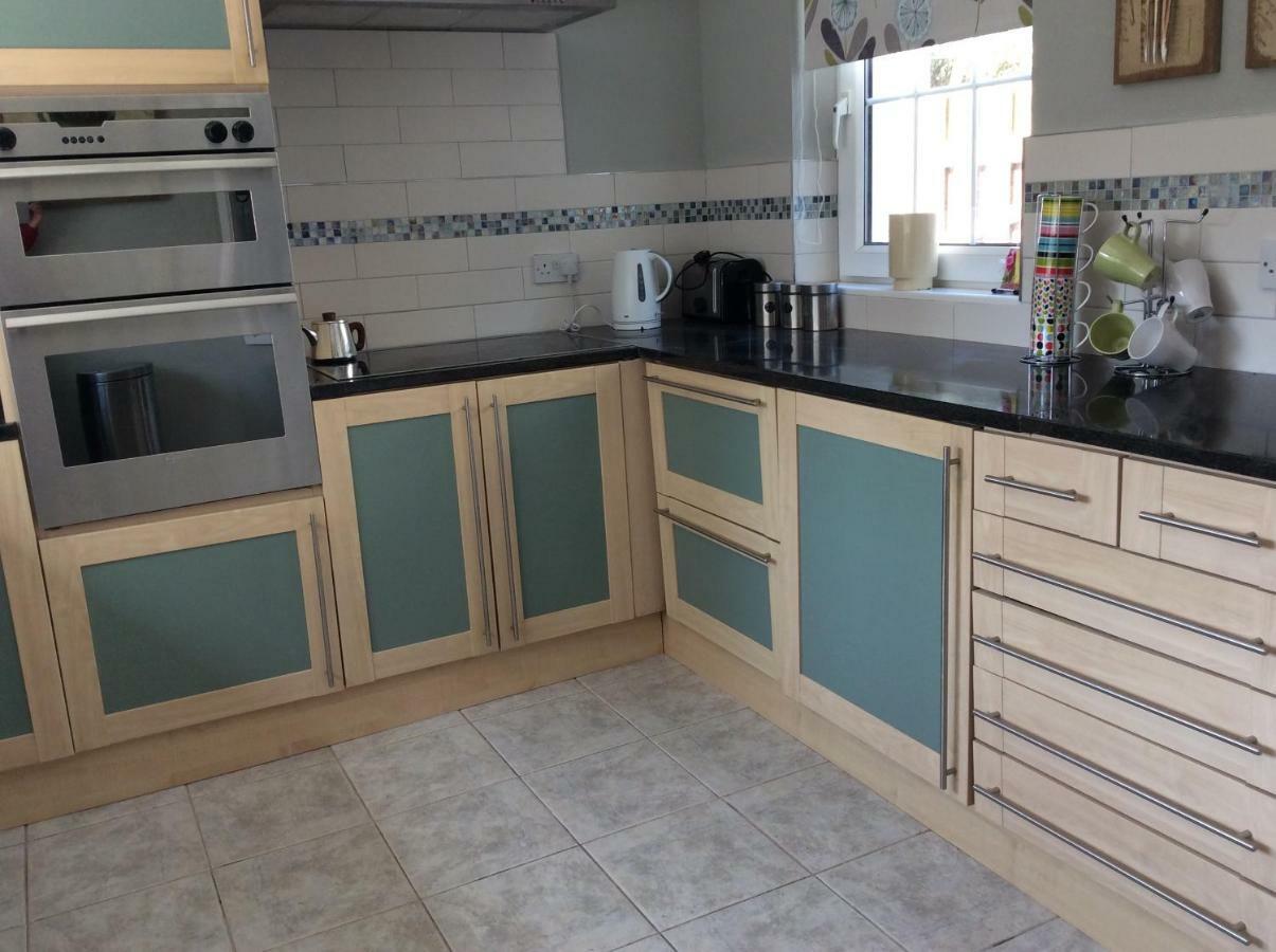 Greyabbey Beautiful Family Home מראה חיצוני תמונה